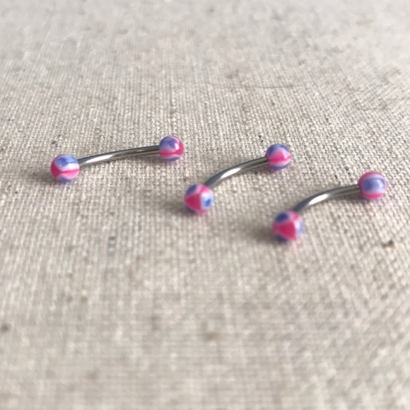 16g curved barbell - Picture 2 of 3